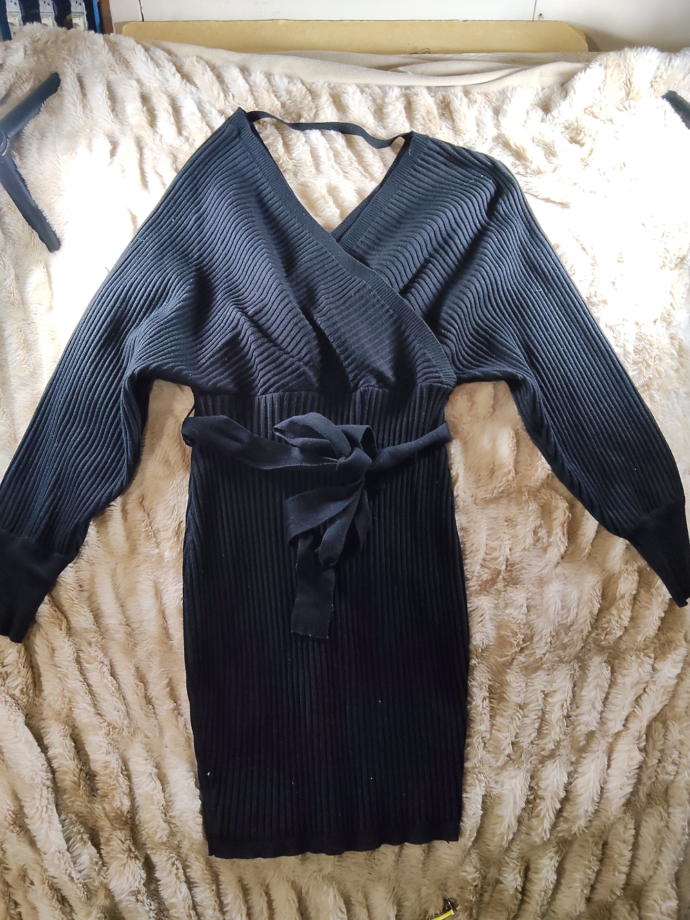 Love Tree Black Ribbed Knit Dress with Waist Tie